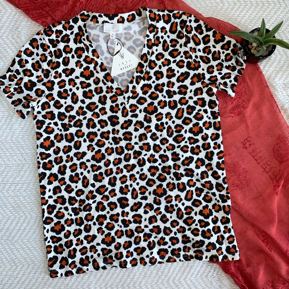 Lost + Wander Leopard Print V-Neck Top Size Medium